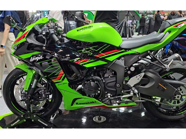 2023-2025 Kawasaki ZX6R Motorcycle Fairings - Green Black