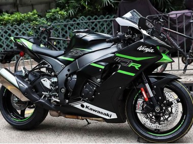 Best 2021-2025 Kawasaki ZX10R Motorcycle Fairings - Black Green White