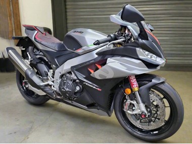 Best 2021-2024 Aprilia RSV4 1100 Motorcycle Fairings - Glossy Silver Matte Black