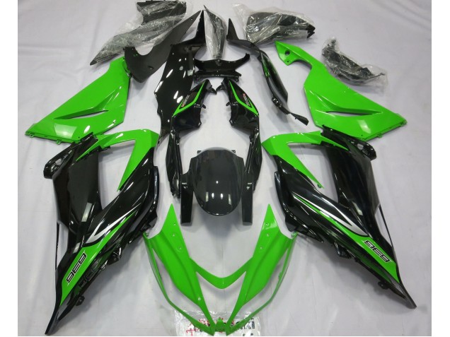Green and Black 2013-2018 ZX6R Motorcycle Fairings