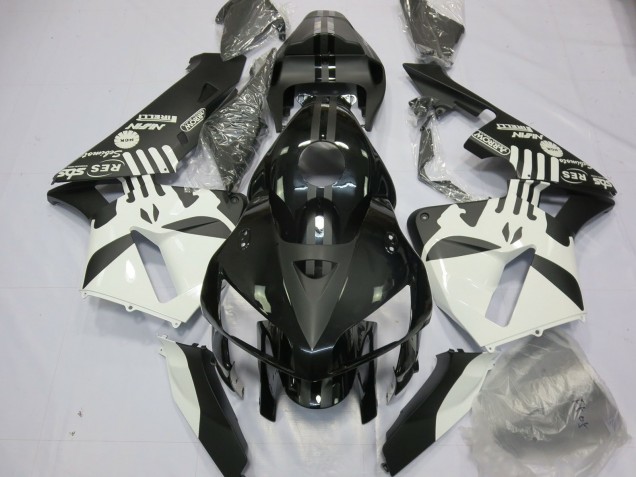 Matte Black & Puisher Logos 2005-2006 CBR600RR Motorcycle Fairings Matte Black & Puisher Logos 2005-2006 CBR600RR Motorcycle Fairings