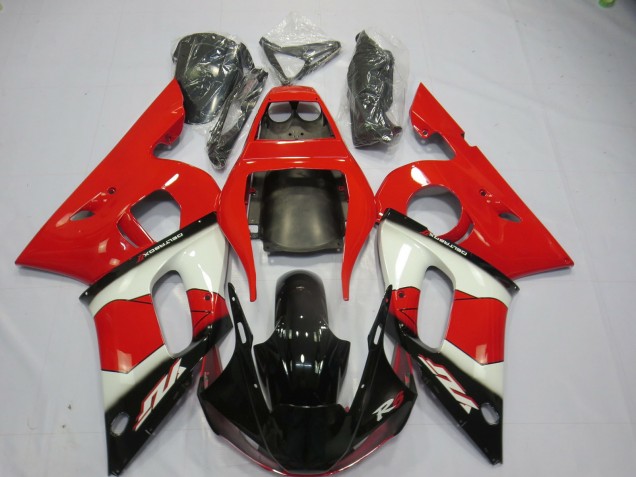 Red White and Black 1998-2002 R6 Motorcycle Fairings