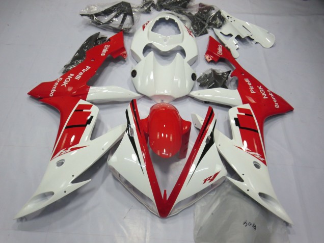 White and Red Design 2004-2006 R1 Motorcycle Fairings